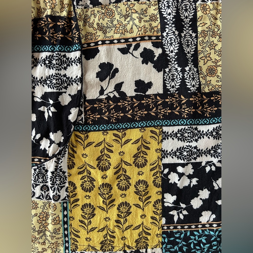 J. Jill | Floral Patchwork Blouse - Picture 3 of 5